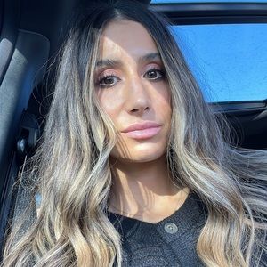 Meet your Posher, Jewel